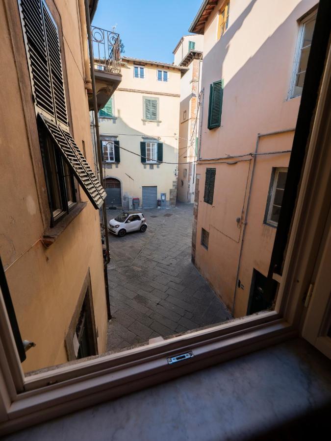 Luxury - Elegante Appartamento Nel Cuore Di Lucca Exterior foto