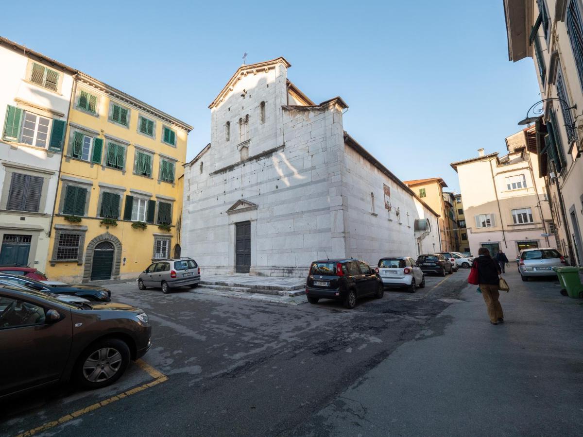 Luxury - Elegante Appartamento Nel Cuore Di Lucca Exterior foto